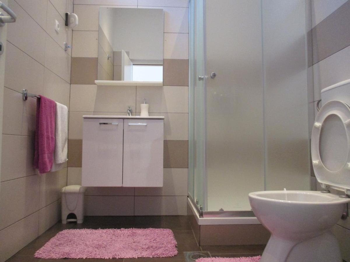 Near Center,beach,bus +free Parking Appartement